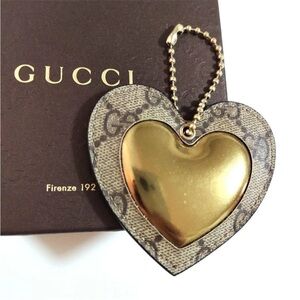 Gucci GG Supreme Bag Charm Key Chain Ring Heart Brown Gold W/Box Authentic
